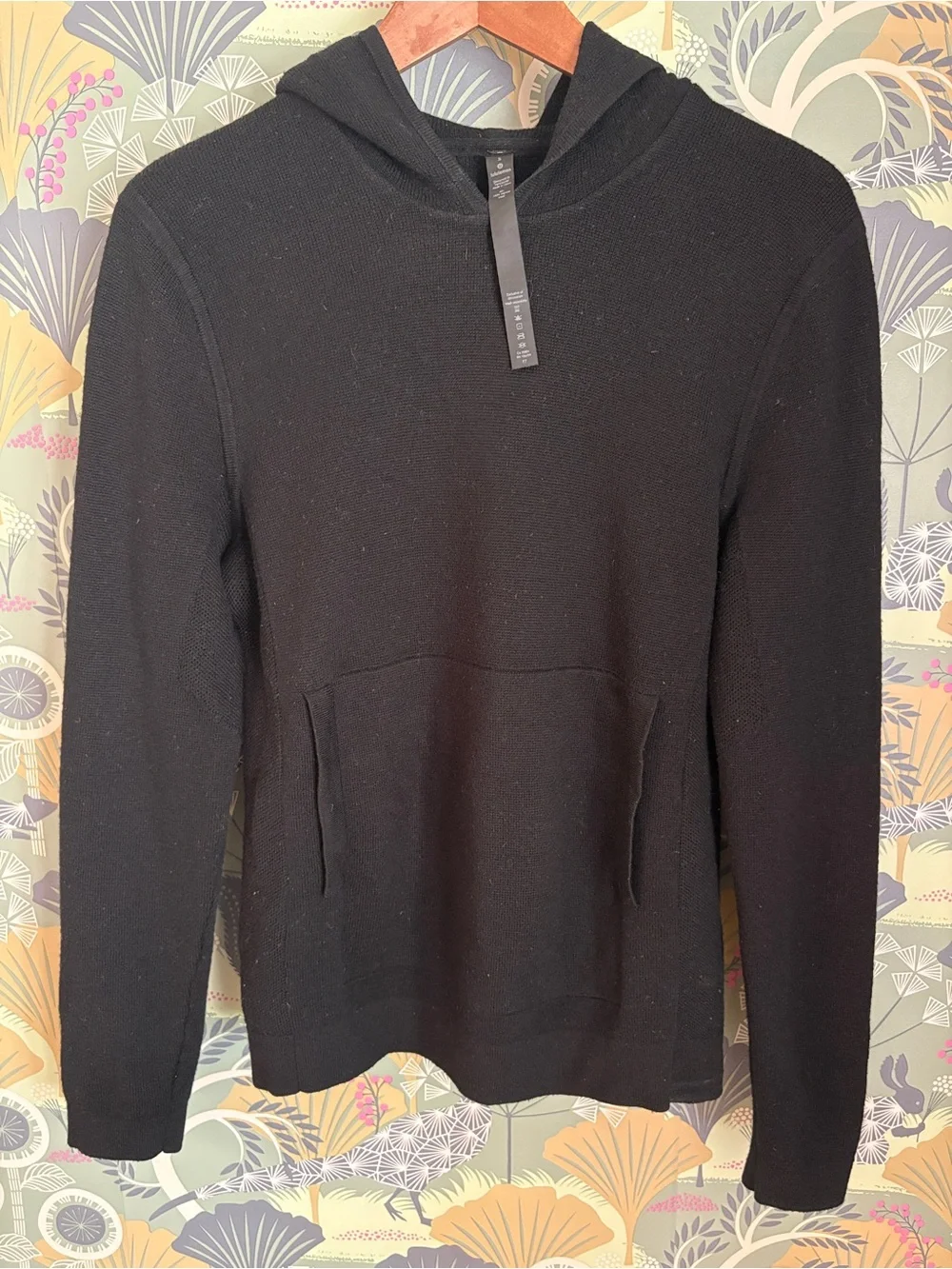 lululemon athletica Men's Black Sweater Hoodie, S